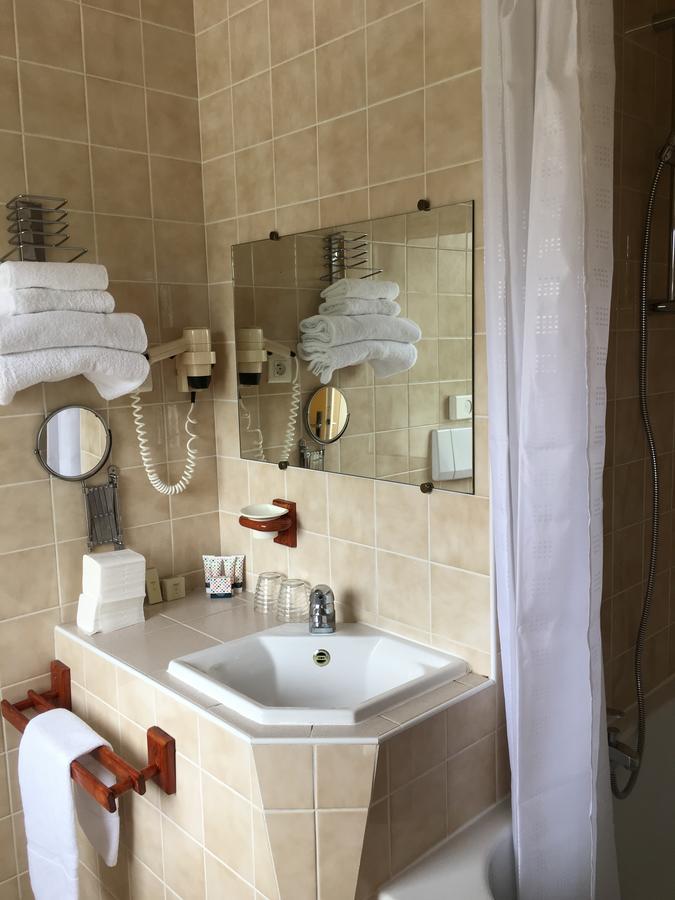 Logis Les Voiliers Otel Peigney Dış mekan fotoğraf